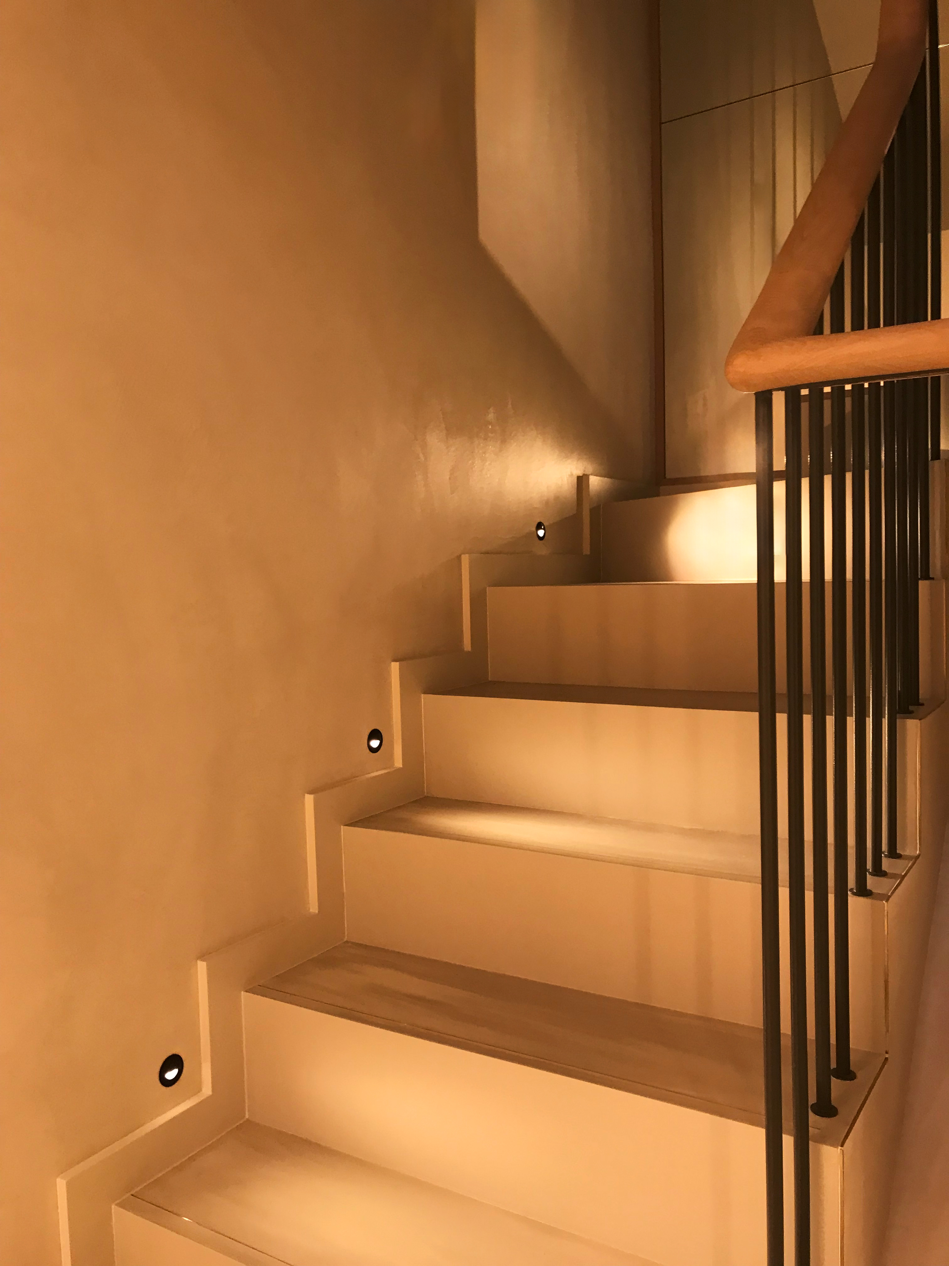 Warm resin stairs and wall finish