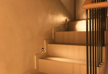 Warm resin stairs and wall finish