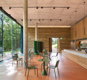 A ToughSphere resin floor in a terracotta shade